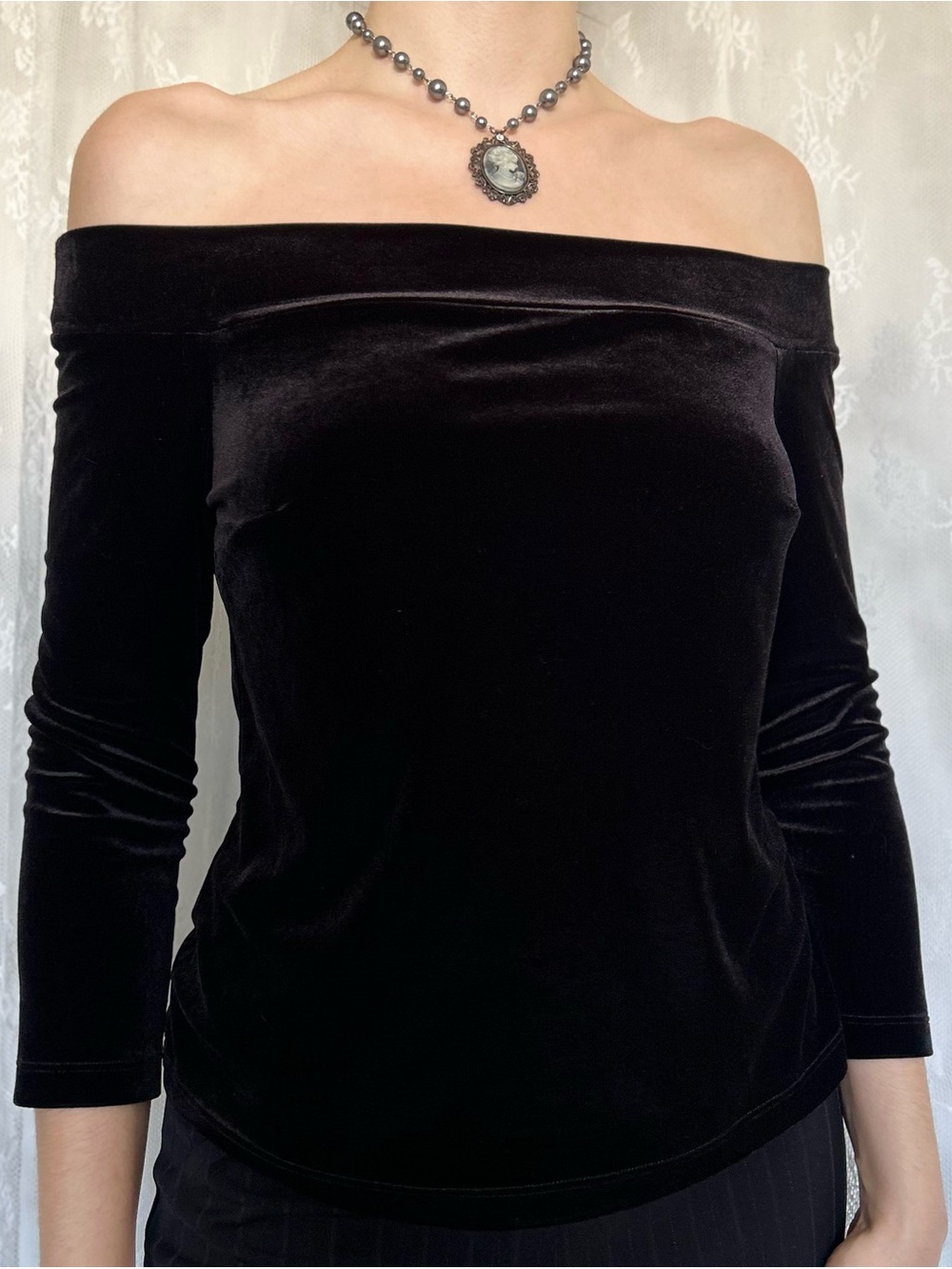 Vampy Black Velvet Off The Shoulder Top